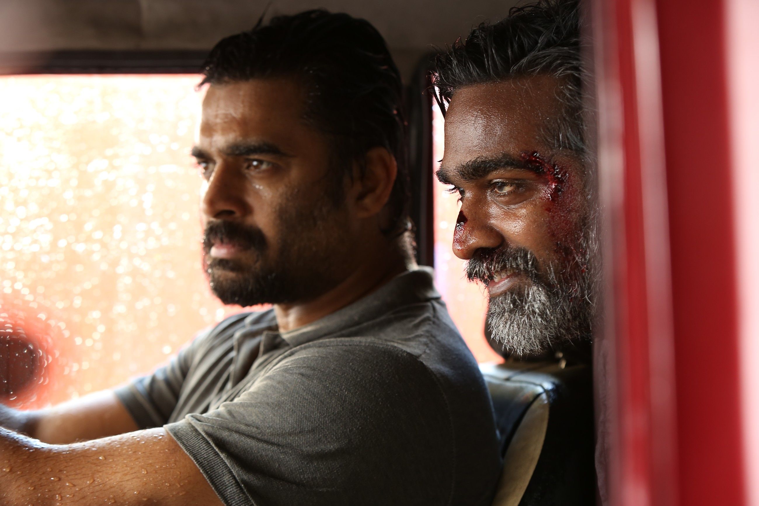 Watch Tamil Movie Vikram Vedha Online Free – DesireMovies